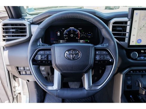 Used 2026 Toyota Sequoia Platinum AWD/4WD image 23