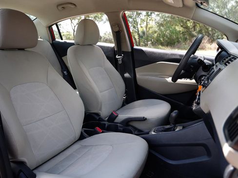 Used 2013 Kia Rio LX w/ PWR Pkg FWD image 16