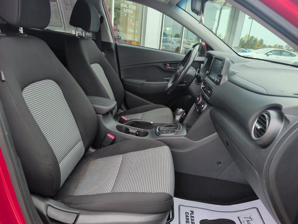 Used 2018 Hyundai Kona SEL FWD image 21