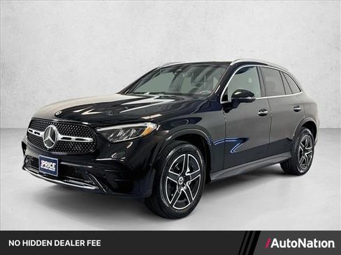 Used 2026 Mercedes-Benz GLC 300 image 1