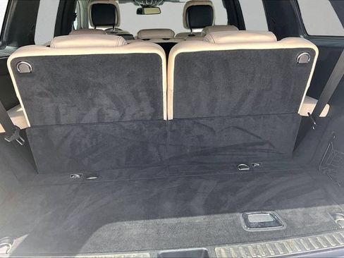 Used 2018 Mercedes-Benz GLS 450 4MATIC image 25