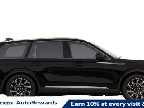 New 2026 Lincoln Aviator Premiere image 4