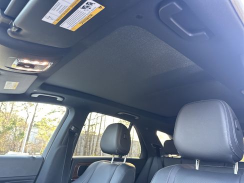 Used 2025 Mercedes-Benz GLE 450e 4MATIC image 28