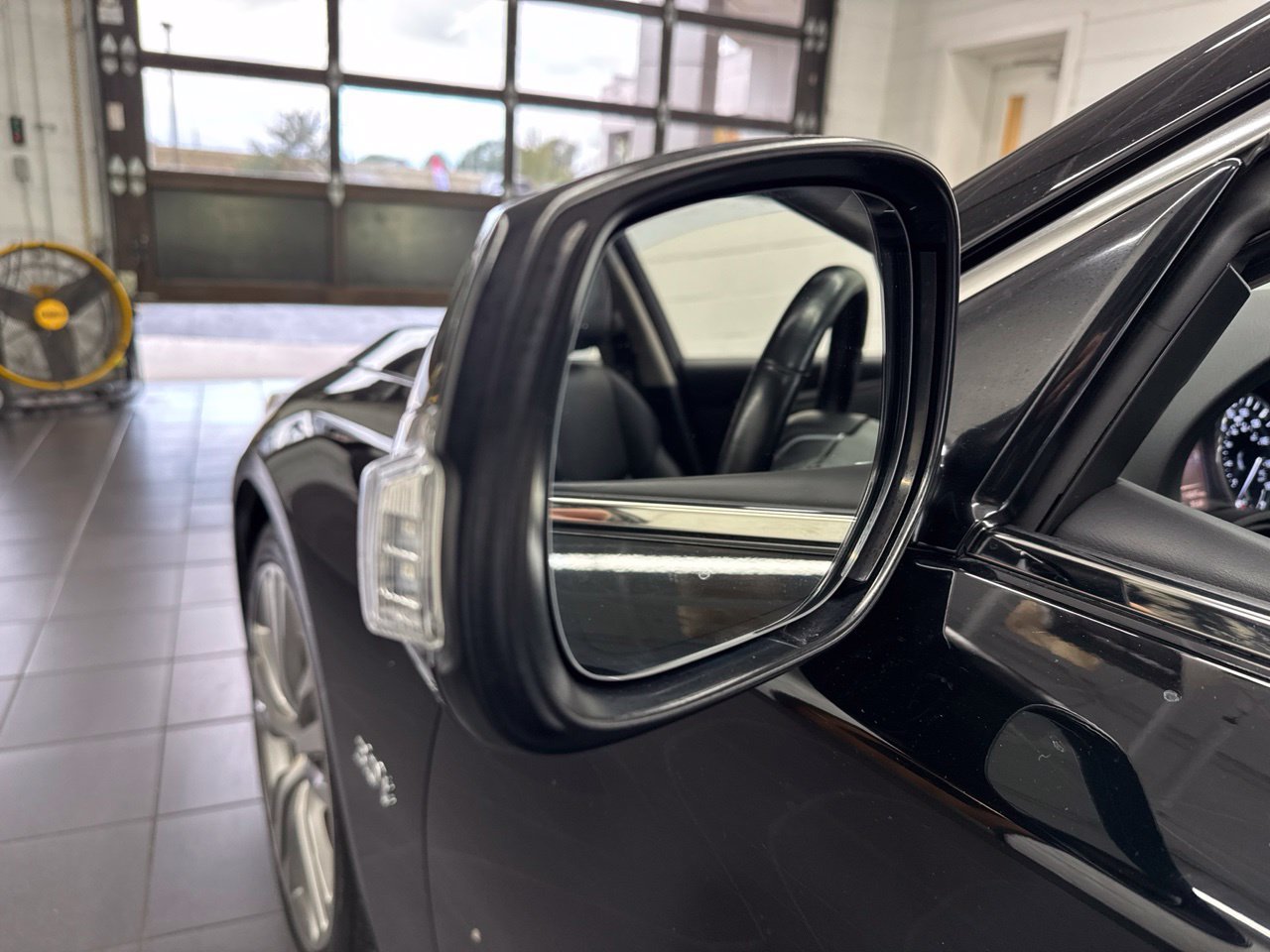 Used 2018 INFINITI Q50 Sport w/ Sensory Package (Sport) AWD/4WD image 12