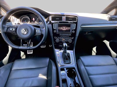 Used 2016 Volkswagen Golf R 4-Door AWD/4WD image 14