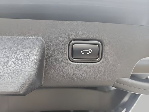 Used 2023 Kia Sportage X-Line w/ X-Line Premium Package image 9