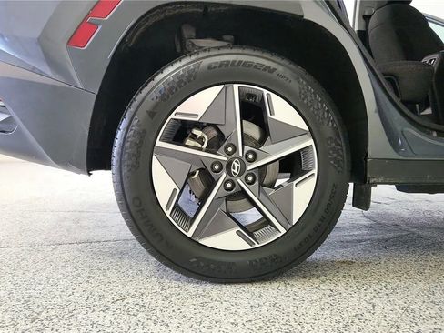 Used 2025 Hyundai Tucson SEL AWD/4WD image 13