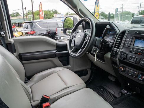 Used 2021 Ford F250 XL w/ Power Equipment Group AWD/4WD image 18