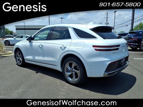 Used 2026 Genesis GV70 2.5T AWD/4WD image 3