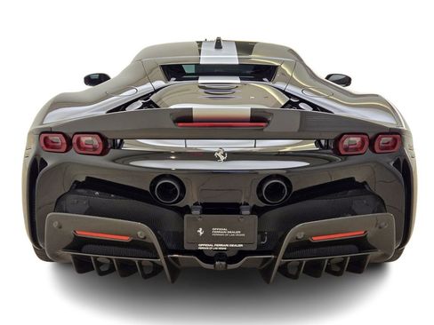 Used 2022 Ferrari SF90 Stradale AWD/4WD image 10