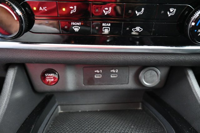 Used 2024 Nissan Rogue S FWD image 23