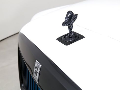 Certified 2023 Rolls-Royce Cullinan w/ Cullinan Package AWD/4WD image 43
