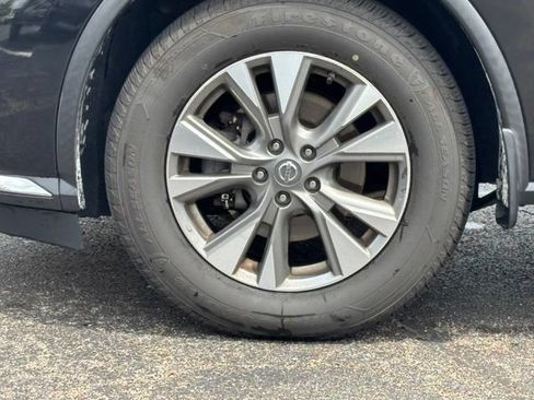 Used 2018 Nissan Murano S AWD/4WD image 6