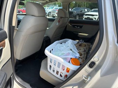 Used 2019 Honda CR-V EX image 40