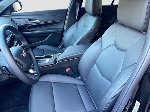 Used 2025 Cadillac CT4 Luxury RWD image 20