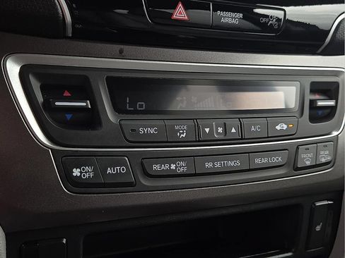Used 2021 Honda Pilot EX-L image 17