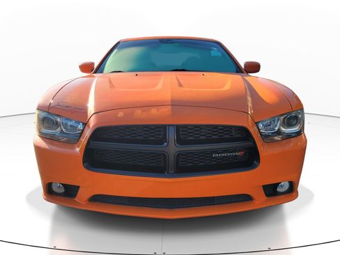 Used 2014 Dodge Charger R/T w/ Blacktop Package RWD image 2