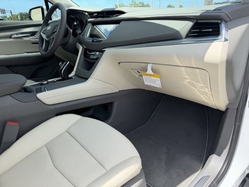 New 2026 Cadillac XT5 Premium Luxury w/ Driver Assist Package FWD image 12