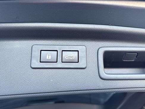 Used 2023 Subaru Forester Touring image 25