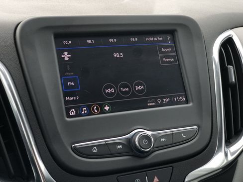 Used 2024 Chevrolet Equinox LS image 27