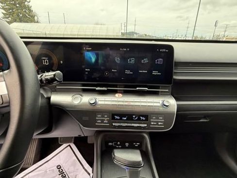 Used 2024 Hyundai Kona SEL image 22