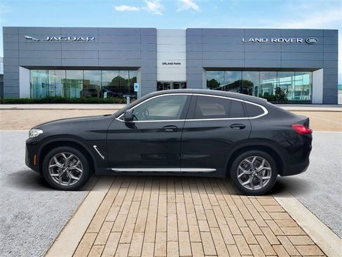 Used 2024 BMW X4 xDrive30i w/ Premium Package image 8