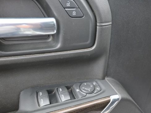 Used 2022 Chevrolet Silverado 1500 LT Trail Boss w/ Safety Package AWD/4WD image 25
