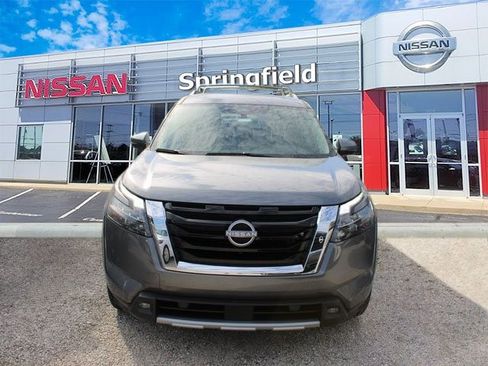 New 2025 Nissan Pathfinder Platinum w/ Lighting Package (N92) image 2