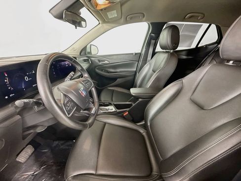 Certified 2024 Buick Encore GX Sport Touring FWD image 22