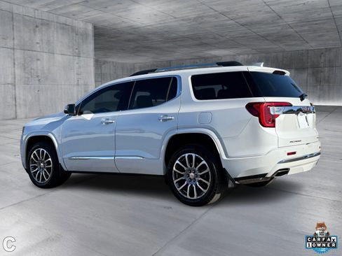 Used 2023 GMC Acadia Denali w/ Denali Technology Package image 4