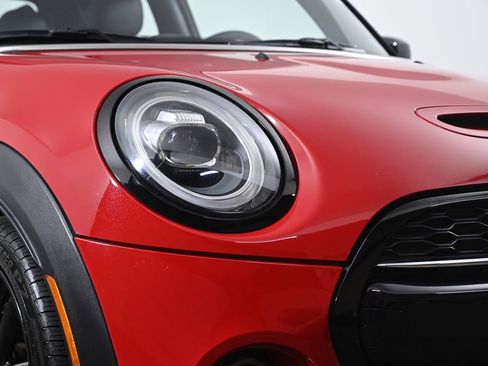 Used 2021 MINI Cooper S w/ Premium Package image 5
