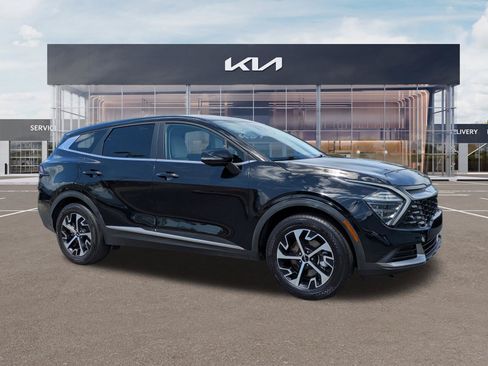 Certified 2024 Kia Sportage EX FWD image 1
