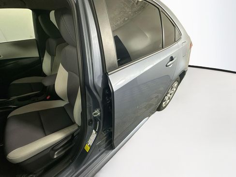 Used 2024 Toyota Corolla LE FWD image 12