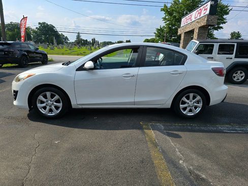 Used 2010 MAZDA MAZDA3 i Touring image 6