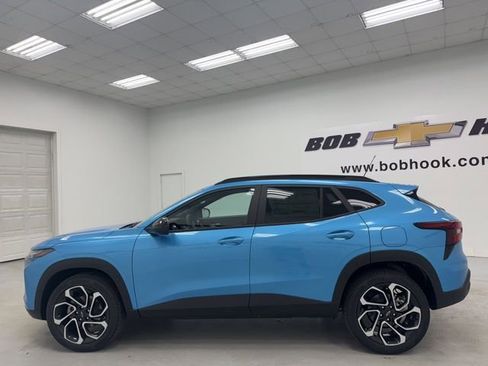 New 2026 Chevrolet Trax RS w/ Driver Confidence Package FWD image 8