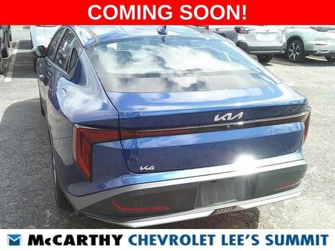 Used 2025 Kia K4 LXS image 3