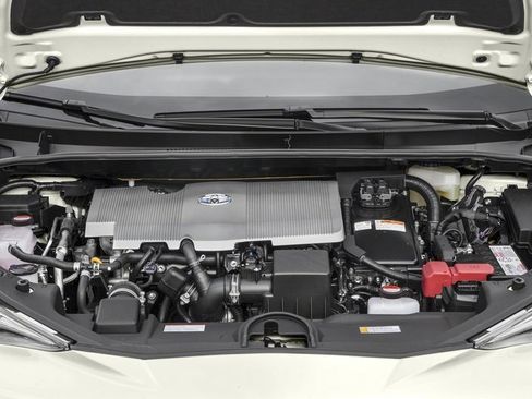 Used 2016 Toyota Prius Four Touring w/ Premium Convenience Package FWD image 14