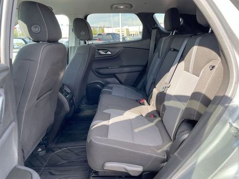 Used 2024 Chevrolet Blazer LT w/ Convenience Package image 12