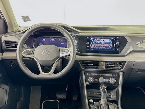 Used 2023 Volkswagen Taos SEL AWD/4WD image 9