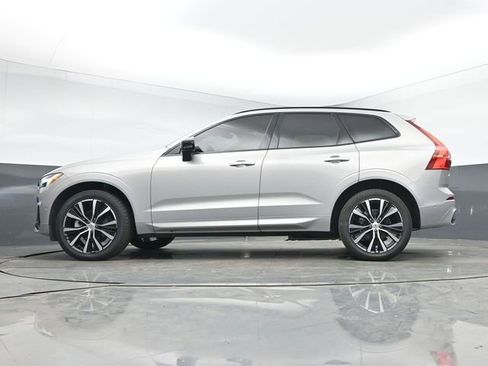 Used 2024 Volvo XC60 B5 Plus w/ Protection Package Premier image 39