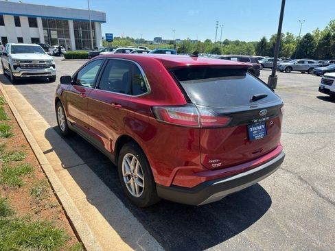 Used 2024 Ford Edge SEL AWD/4WD image 5