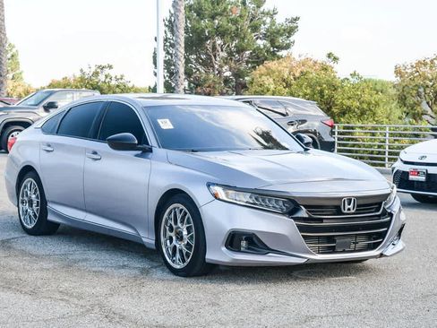 Used 2022 Honda Accord Sport Special Edition image 4