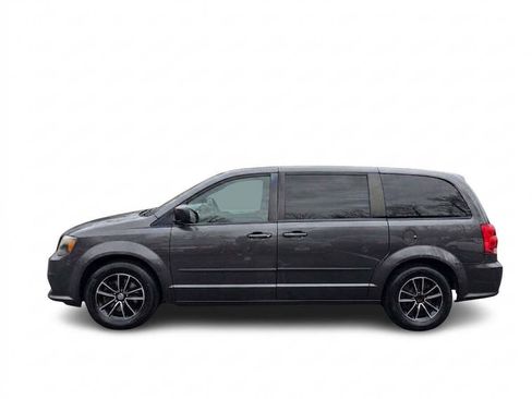 Used 2015 Dodge Grand Caravan SE w/ Quick Order Package 29E SE image 5