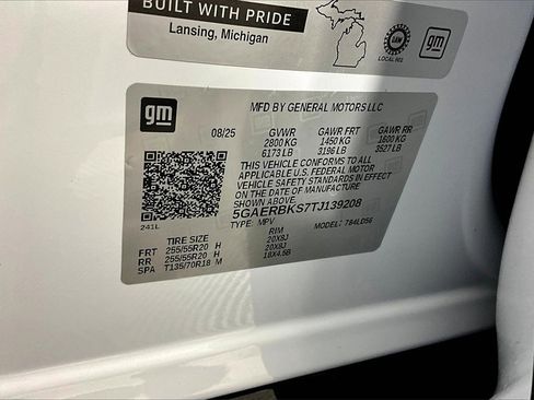 New 2026 Buick Enclave Sport Touring w/ Super Cruise Package image 14