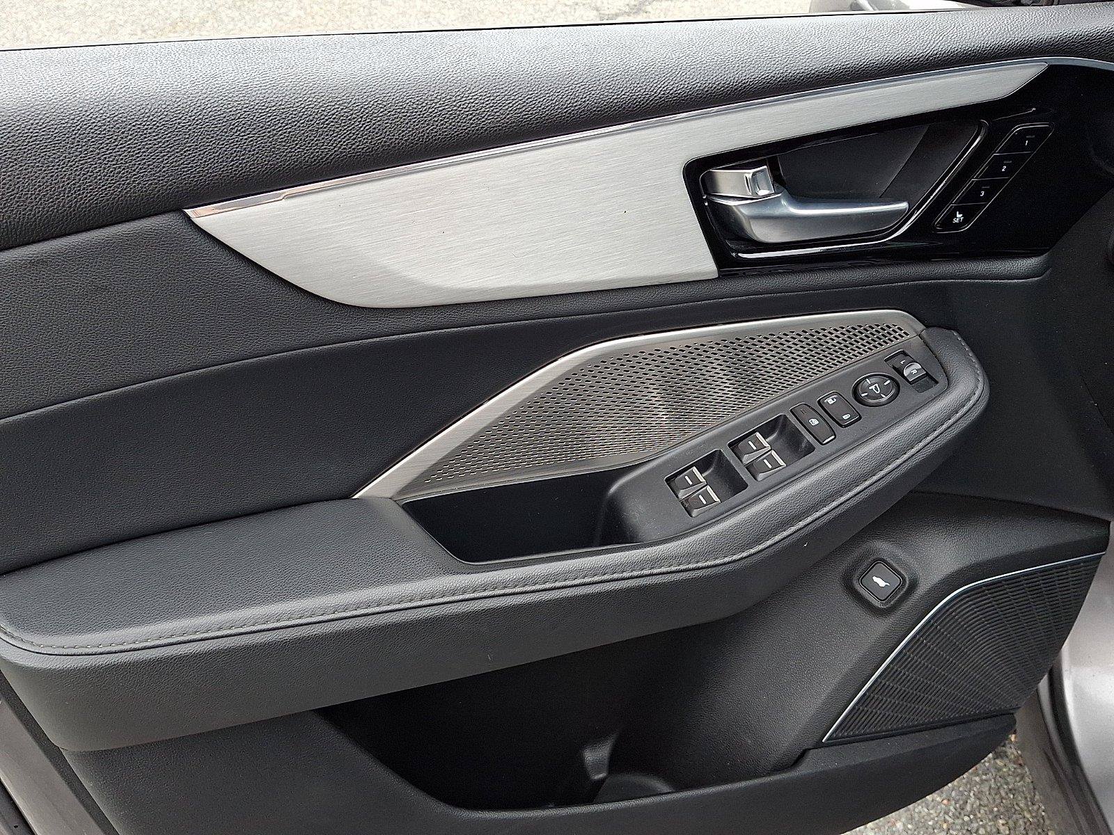 Used 2023 Acura MDX SH-AWD image 14
