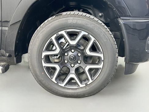 New 2026 RAM 1500 Laramie w/ Sport Appearance Package AWD/4WD image 17