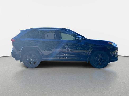 Used 2021 Toyota RAV4 XSE image 4