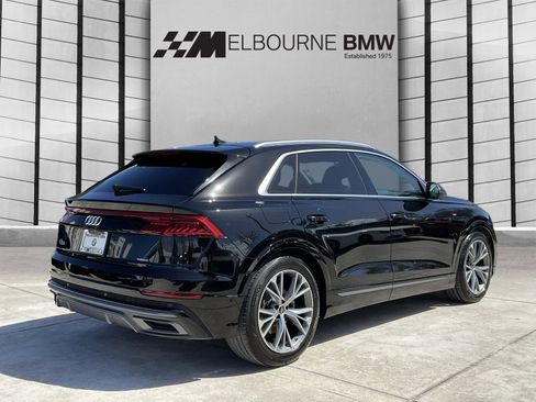 Used 2023 Audi Q8 Prestige image 4