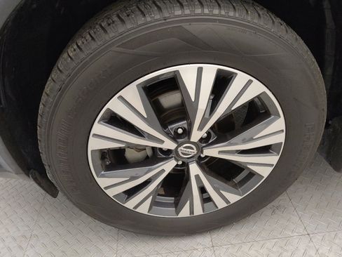 Used 2021 Nissan Rogue SV w/ Premium Package AWD/4WD image 31