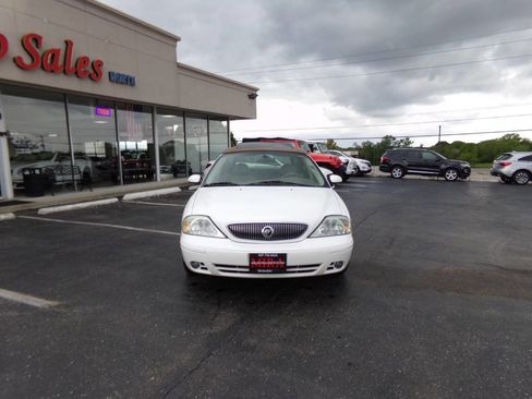 Used 2004 Mercury Sable LS Premium image 3